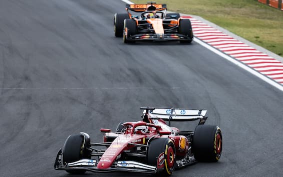 https://static.sky.it/editorialimages/6313ecef7d6f15ad3281ce2b12e0cc7e904b627e/skysport/it/motori/formula-1/video/2025/08/03/f1-gp-ungheria-vanzini-commento-video/ferrari_mclaren_ipa.jpg?im=Resize,width=565