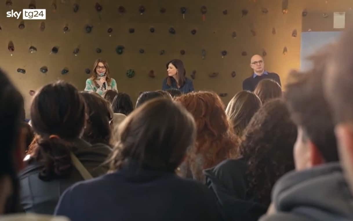 Parlami   Dialoghi contro la violenza