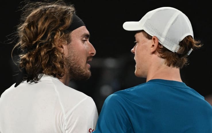 ATP Finals - Jannik Sinner-Stefanos Tsitsipas, al via le Finals: quando e  dove vedere il match in TV e Streaming - Eurosport