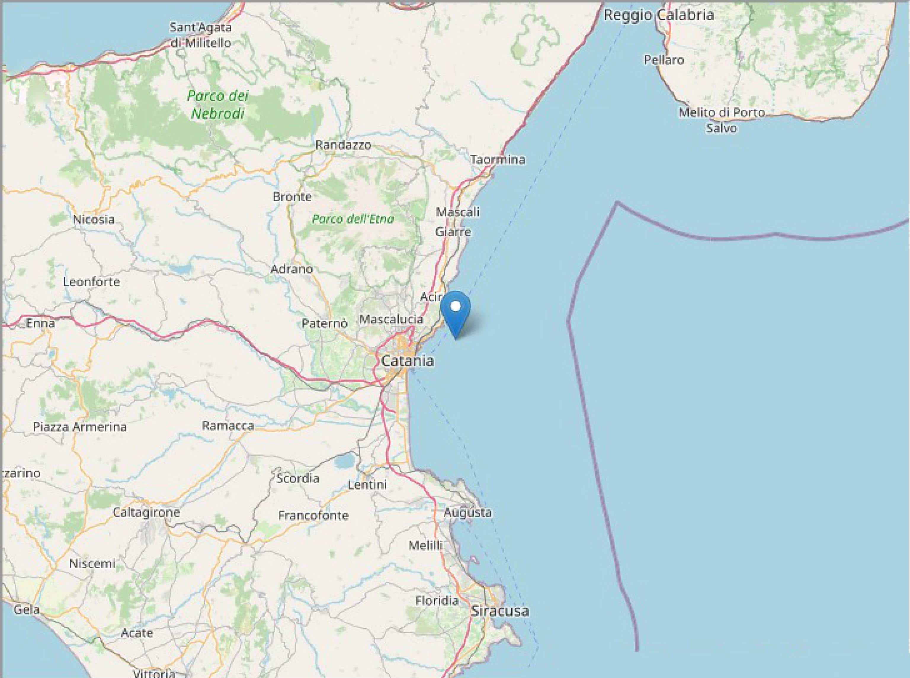 Una forte scossa di terremoto è stato registrata a Catania alle 14.06, 21 aprile 2023. L'evento è stato nettamente avvertito dalla popolazione. Secondo le prime stime dell'Ingv, il sisma avrebbe avuto una magnitudo compresa tra 4.4 e 4.9. L'evento è stato avvertito dalla popolazione a Catania e provincia, ma anche nel Siracusano. Persone si sono riversate in strada. A Catania alcuni centri commerciali sono stati evacuati per precauzione.
ANSA/ INGV
+++ ANSA PROVIDES ACCESS TO THIS HANDOUT PHOTO TO BE USED SOLELY TO ILLUSTRATE NEWS REPORTING OR COMMENTARY ON THE FACTS OR EVENTS DEPICTED IN THIS IMAGE; NO ARCHIVING; NO LICENSING +++ NPK +++