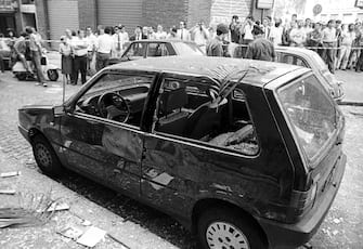 ROME, ITALY - SEPTEMBER 25: Terrorist attack on the offices of the British Airways airline in via Bissolati, with a suitcase bomb  exploded destroying the headquarters of the airline, immediately arrested the bomber is called Hasam Aatab is sixteen on Â Â September 25, 1985 in Rome,Italy. The attack was claimed by the Revolutionary Organization of Socialist Muslims (ORMS). The injured are three Italian employees of British Airways and another person believed to have been a customer. Another 10 people were reported injured, mostly by flying glass. (Photo by Stefano Montesi - Corbis/Getty Images)
