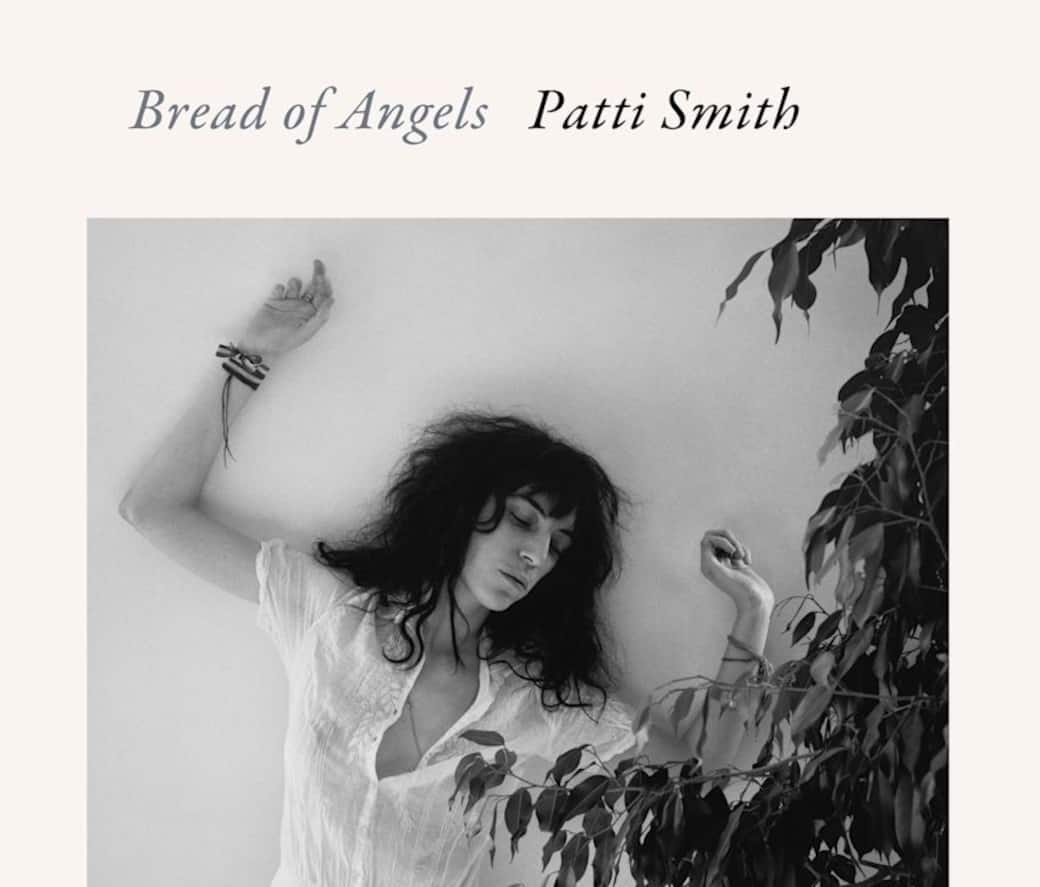 Un dettaglio della copertina di “Bread of angels”