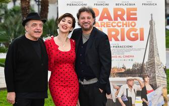 Foto Damiano Guberti
16/01/2024 - Roma - piazza Cavour
Photocall del film “Pare parecchio Parigi”
Nella foto: Nino Frassica, Chiara Francini, Leonardo Pieraccioni

