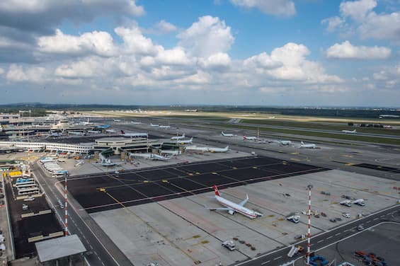 TROVA LE OFFERTE VOLI E I BIGLIETTI AEREI visual data 8