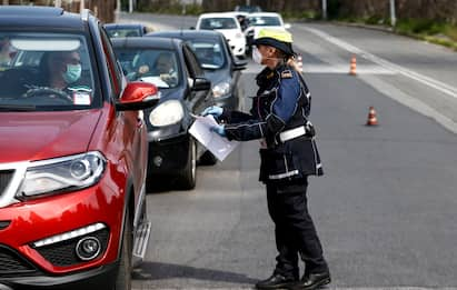 Dpcm dicembre, quando serve l'autocertificazione per gli spostamenti