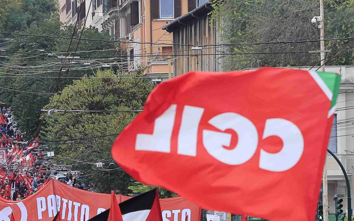 Cgil, sciopero generale il 12 dicembre contro la Manovra Cgil, sciopero generale il 12 dicembre contro la Manovra