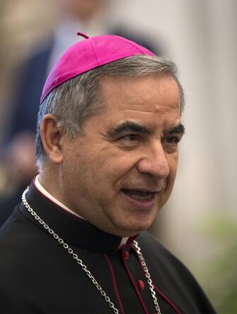 Cardinal Angelo Becciu during the presentation of the book of Sandro Barbagallo and Cesare Catananti "Vatican Gendarmerie. From origins to our days" to the Braccio Nuovo of the Vatican Museums, Vatican City, 19 october 2017.
ANSA/MASSIMO PERCOSSI