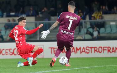 MonzaÕs Alessandro Bianco scores the goal 0-3 during the Italian Serie A soccer match Hellas Verona vs AC Monza at Marcantonio Bentegodi stadium in Verona, Italy, 21 October 2024. 
ANSA/EMANUELE PENNACCHIO