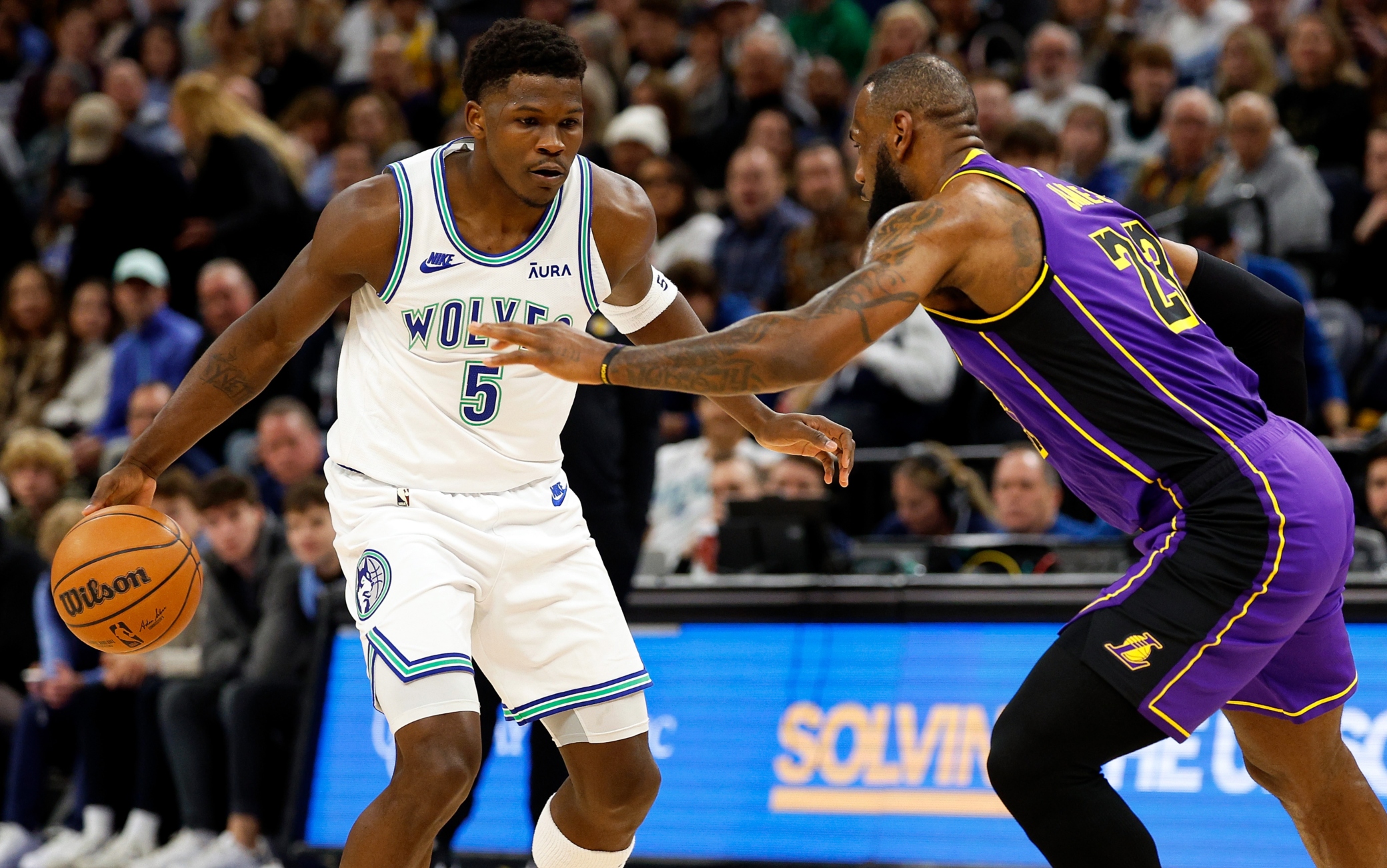 Lakers e Edwards gli show da non perdere in tv