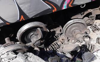 treno deragliato, vigili del fuoco, stgazione, carnate, vagoni,