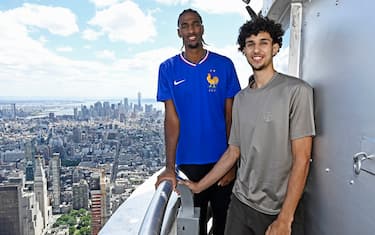 NEW YORK - JUNE 24: NBA Draft prospects Alexandre Sarr and Zaccharie Risacher visit the Empire State Building on June 24th, 2024  in New York City, New York. NOTE TO USER: User expressly acknowledges and agrees that, by downloading and/or using this photograph, user is consenting to the terms and conditions of the Getty Images License Agreement. Mandatory Copyright Notice: Copyright 2024 NBAE (Photo by David Dow/NBAE via Getty Images)