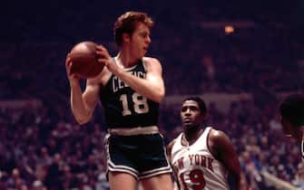 NEW YORK - 1973:  Dave Cowens #18 of the Boston Celtics rebounds against Willis Reed #19 of the New York Knicks during the Eastern Conference Finals played in 1973 at Madison Square Garden in New York, New York. NOTE TO USER: User expressly acknowledges and agrees that, by downloading and or using this photograph, User is consenting to the terms and conditions of the Getty Images License Agreement. Mandatory Copyright Notice: Copyright 1973 NBAE (Photo by Dick Raphael/NBAE via Getty Images)
