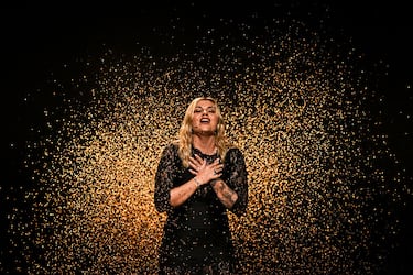 Francia: Louane con "Maman"