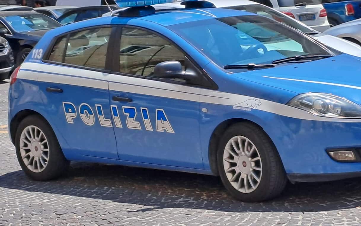 Donna accoltellata sul Gra a Roma, fermato il compagno che era fuggito