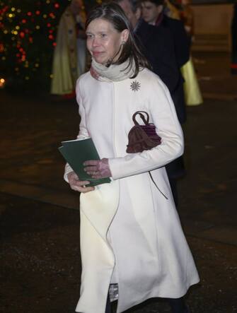 05_look_royals_natale_2023_ipa - 1