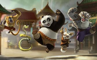 Pictured: Po (JACK BLACK, center) is a lazy, unmotivated Panda, who must be turned into a Kung Fu fighter by Master Monkey (JACKIE CHAN), Master Viper (LUCY LIU), and Master Shifu (DUSTIN HOFFMAN), so he can challenge the ferociously powerful snow leopard Tai Lung (IAN McSHANE) in DreamWorks Animation?s computer-animated comedy KUNG FU PANDA, slated for release in May 2008.