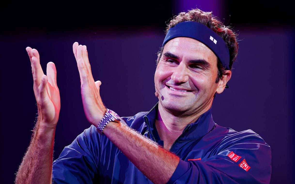 https://static.sky.it/editorialimages/66b423463c22361b8189b4bb4603a8cccacc40d9/skysport/it/tennis/2025/11/19/roger-federer-hall-of-fame-tennis/federer_ansa.jpg?im=Resize,width=1218