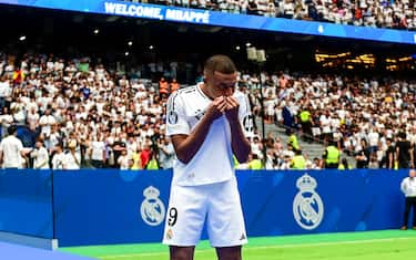 mbappe_bacio_real_madrid_getty