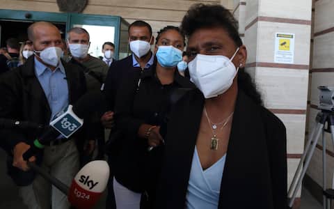 La madre di Willy Monteiro Duarte all'uscita del tribunale, Frosinone, 10 giugno 2021.
ANSA/ ANTONIO NARDELLI