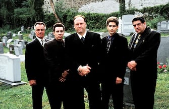 Exploring the life of a modern-day mob boss, the exclusive new series THE SOPRANOS combines drama and comic irony, debuting hour-long episodes Sundays (9:00-10:00 p.m. ET) on HBO.  Pictured:  Tony Sirico, Steve Van Zandt, James Gandolfini, Michael Imperioli and Vincent Pastore.