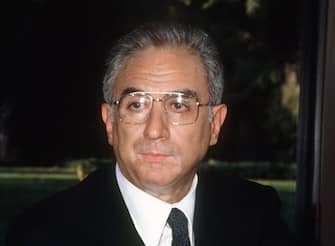 Der italienische MinisterprÃ¤sident Francesco Cossiga bei seinem Antrittsbesuch in Bonn im Jahr 1979. Von 1985-92 bekleidete er das Amt des italienischen StaatsprÃ¤sidenten. Er wurde am 26. Juli 1928 in Sassari (Sardinien) geboren.      (Photo by Peter Popp/picture alliance via Getty Images)