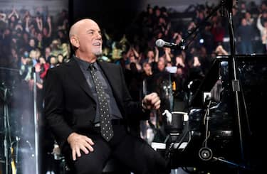 NEW YORK, NEW YORK - NOVEMBER 05: Billy Joel performs on stage at Madison Square Garden on November 05, 2021 in New York City. This show marks Billy Joel's 120th lifetime performance at Madison Square Garden and also marks the resumption of his residency. (Photo by Kevin Mazur/Getty Images)