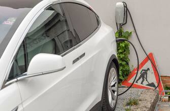 Ricarica dell'auto elettrica