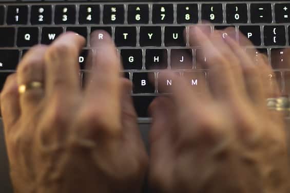 Siti sessisti, garante della privacy: "Segnalateci i casi" Siti sessisti, garante della privacy: "Segnalateci i casi"