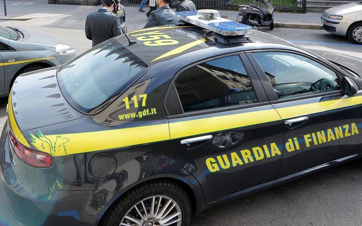 Traffico internazionale di eroina in aeroporto a Malpensa, 7 arresti