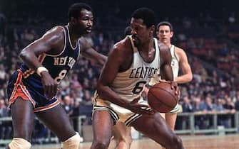 BOSTON - 1968:  Bill Russell #6 of Boston Celtics posts up against Walt Bellamy #8 of the New York Knicks during a game played in 1968 at the Boston Garden in Boston, Massachusetts. NOTE TO USER: User expressly acknowledges and agrees that, by downloading and or using this photograph, User is consenting to the terms and conditions of the Getty Images License Agreement. Mandatory Copyright Notice: Copyright 1968 NBAE (Photo by Dick Raphael/NBAE via Getty Images)
