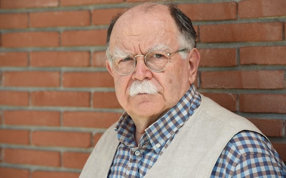Libri, l'intervista a Walter Siti su 'I figli sono finiti', durante