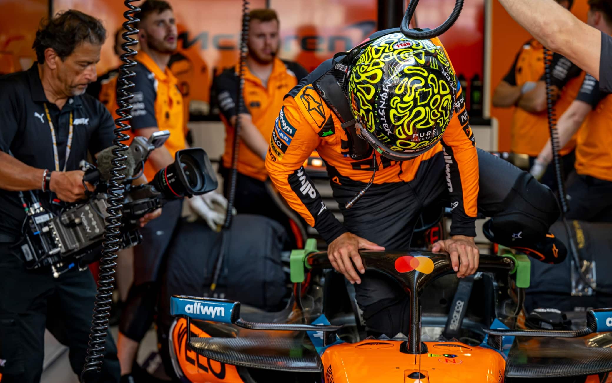 f1