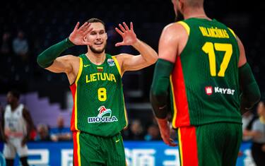 27.08 | GRAN BRETAGNA-LITUANIA 70-94