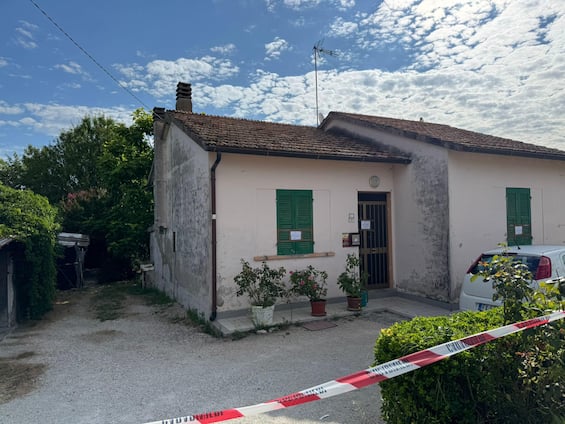 Spari alla festa a Marotta, l Spari alla festa a Marotta, l