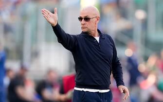 Davide Ballardini manager of US Cremonese gestures during the Serie A match between SS Lazio and US Cremonese at Stadio Olimpico, Rome, Italy on May 28, 2023.   (Photo by Giuseppe Maffia/NurPhoto via Getty Images)