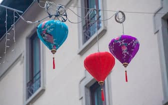 Preparativi per il Capodanno cinese a Milano, 17 Gennaio, 2023. Il 2023 è l'anno del coniglio.      ANSA / ANDREA FASANI