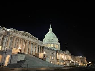 Gli Archivi Nazionali chiedono agli ex presidenti e agli ex vicepresidenti americani di controllare se fra i loro documenti privati sono finite anche carte segrete