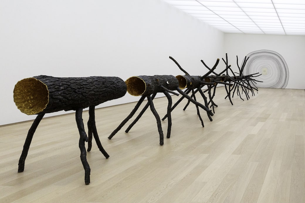 Giuseppe_Penone_Spazio_di_luce_Space_of_Lights_2008_bronzo_e_oro_bronze_and_gold_8_elementi_8_elements_ph._©_Archivio_Penone.jpg