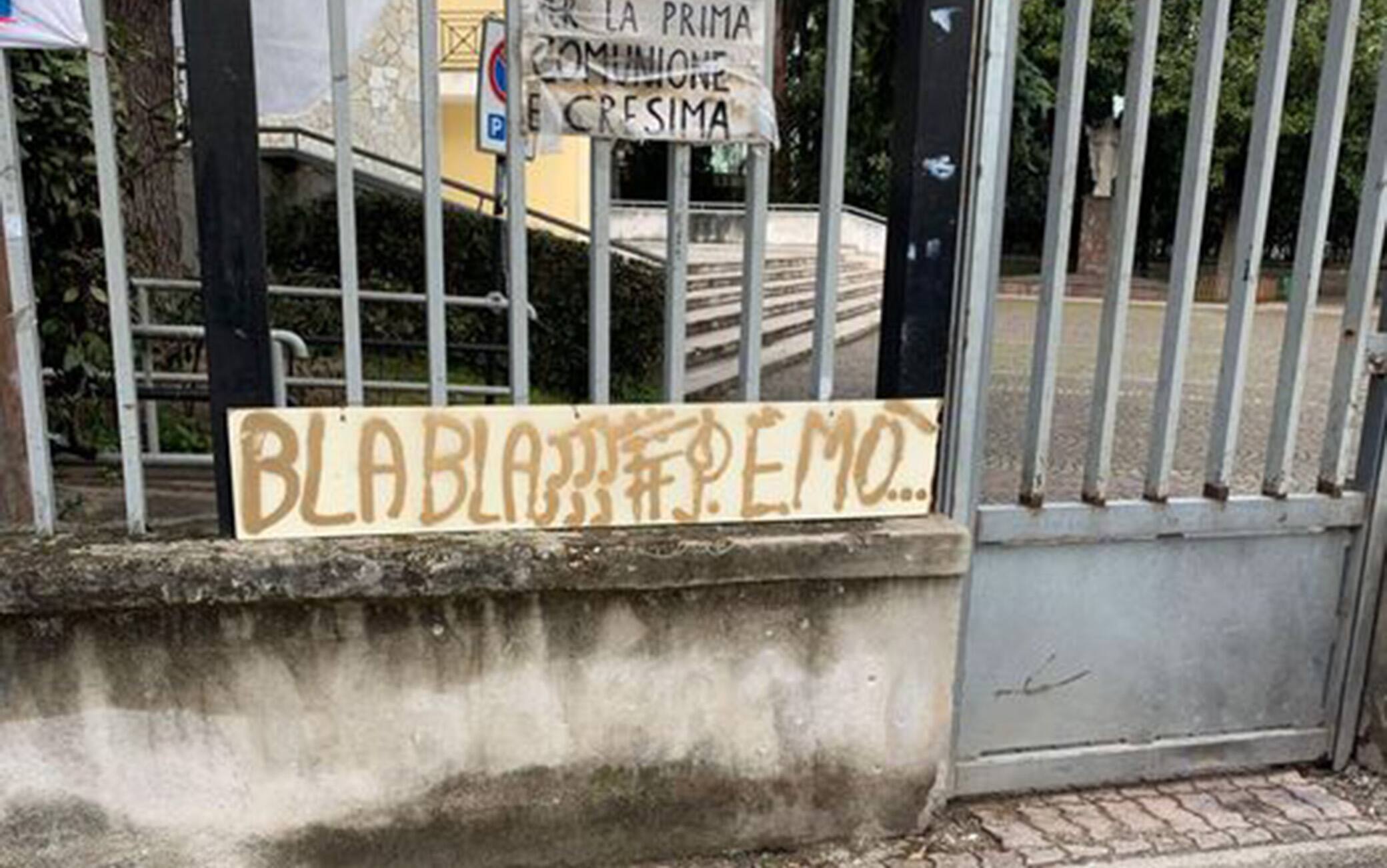 Le minacce a don Maurizio Patriciello