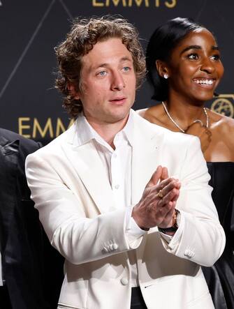 16_peoples_choice_awards_getty - 1