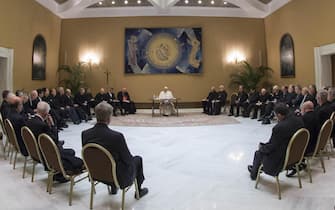 Un momento dell'incontro di Papa Francesco con 34 vescovi cileni nell'auletta dell'Aula Paolo VI, Città del Vaticano, 15 maggio 2018. ANSA/ UFFICIO STAMPA/U VATICAN MEDIA

+++ NO SALES, EDITORIAL, USE ONLY +++