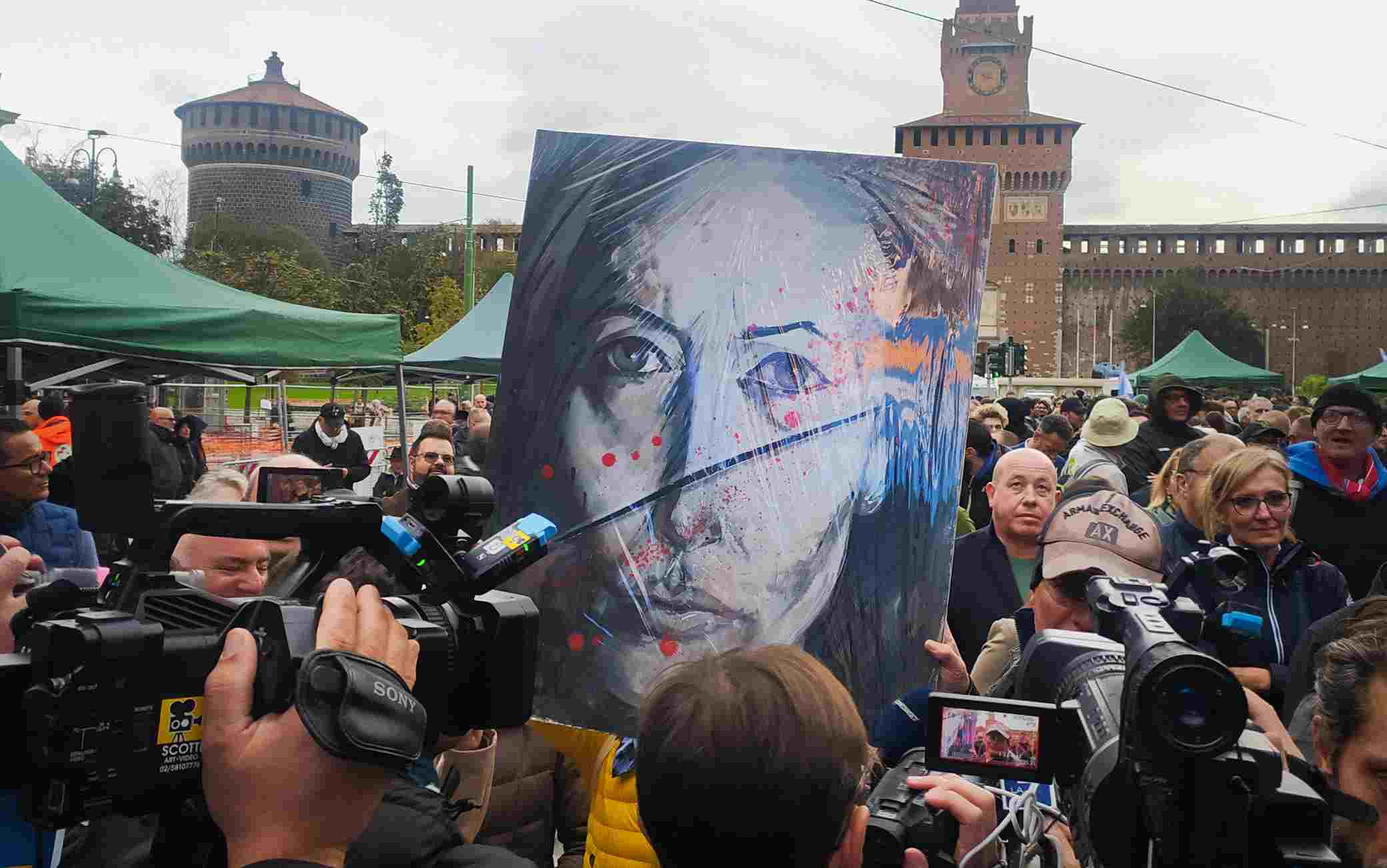 Milano, In Centinaia Alle Manifestazioni Pro Palestina E Pro Israele ...