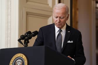 Joe Biden ha chiesto al Senato di approvare la legge che fissa più controlli sulle armi