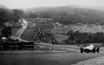 British racing driver Dick Seaman (1913 - 1939) driving his #26 Mercedes-Benz W154 race car on lap 21 at the Belgian Grand Prix, Circuit de Spa-Francorchamps, Belgium, 25th June 1939. This would be the last lap of his career as he would die from injuries in a fatal accident on the next lap. (Photo by Hulton Archive/Getty Images)