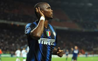 MILAN, ITALY - SEPTEMBER 29:  Samuel Eto'o of FC Internazionale Milano celebrates the opening goal during the UEFA Champions League group A match between FC Internazionale Milano and SV Werder Bremen at Stadio Giuseppe Meazza on September 29, 2010 in Milan, Italy.  (Photo by Valerio Pennicino/Getty Images)