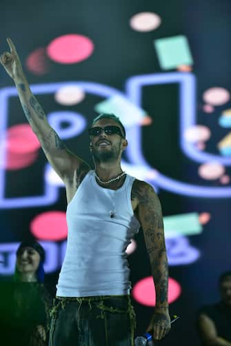 Il cantante colombiano Maluma si esibisce a Napoli con il suo World Tour  presso l’Arena Flegrea. Nella foto ospite Fred De Palma
