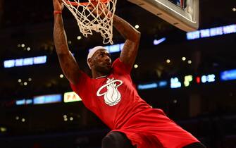 LeBron James of the Miami Heat scores against the Los Angeles Lakers during their Christmas Day  NBA matchup at Staples Center in Los Angeles, California on December 25, 2013. AFP PHOTO/Frederic J. BROWN        (Photo credit should read FREDERIC J. BROWN/AFP via Getty Images)