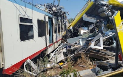 Scontro treni in Puglia, reintegrato il capostazione