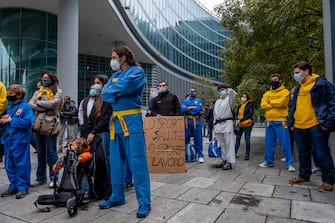 Presidio di protesta dei lavoratori degli sport di contatto contro l’ipotesi di chiusura delle palestre