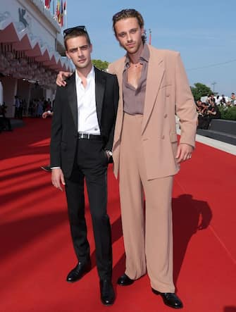 01-Stefan-Crepon-Benjamin-Voisin-venezia-red-carpet-getty - 1